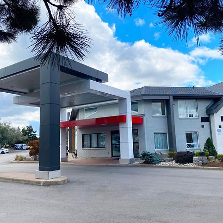 Comfort Inn Sudbury Exterior photo
