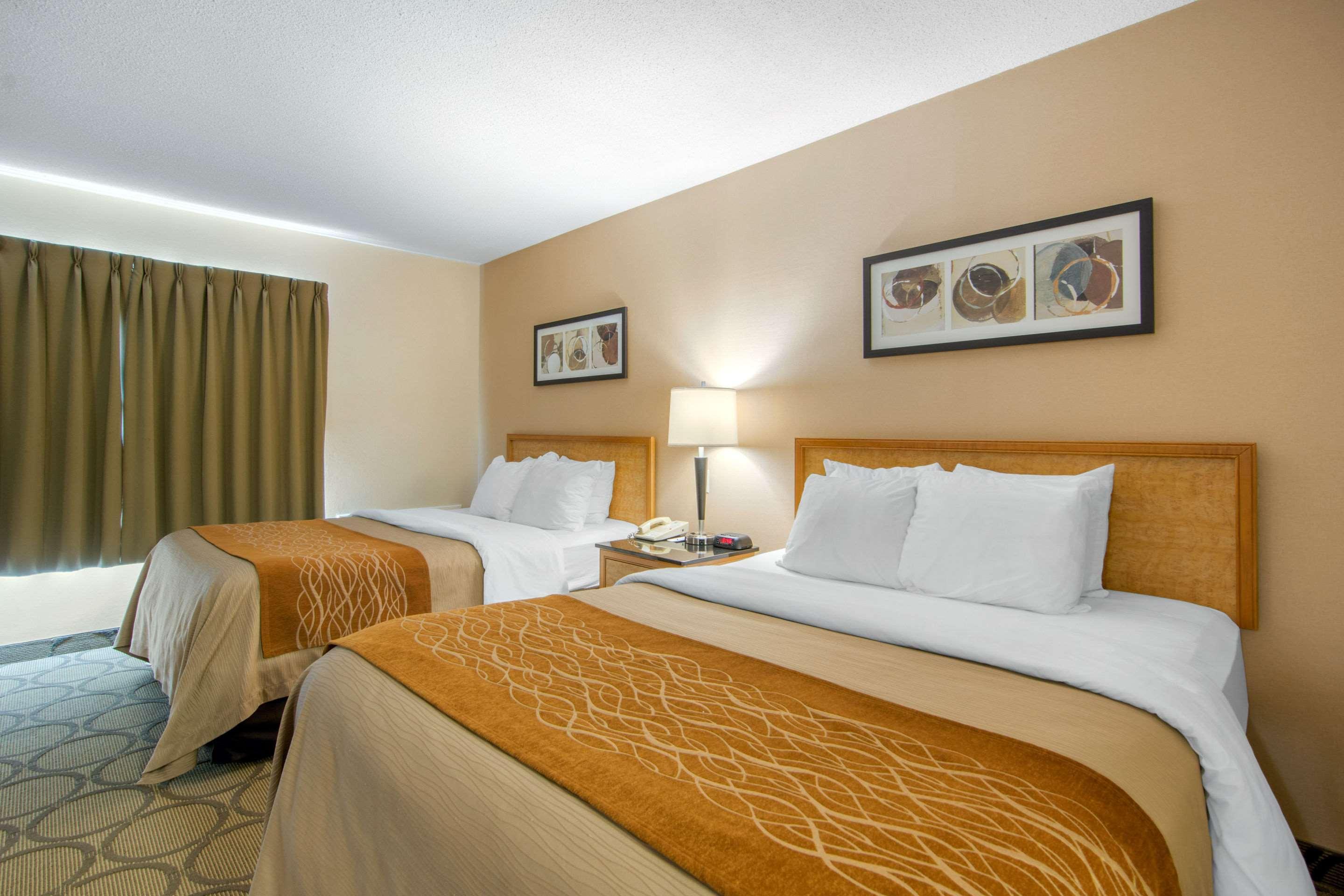 Comfort Inn Sudbury Exterior photo