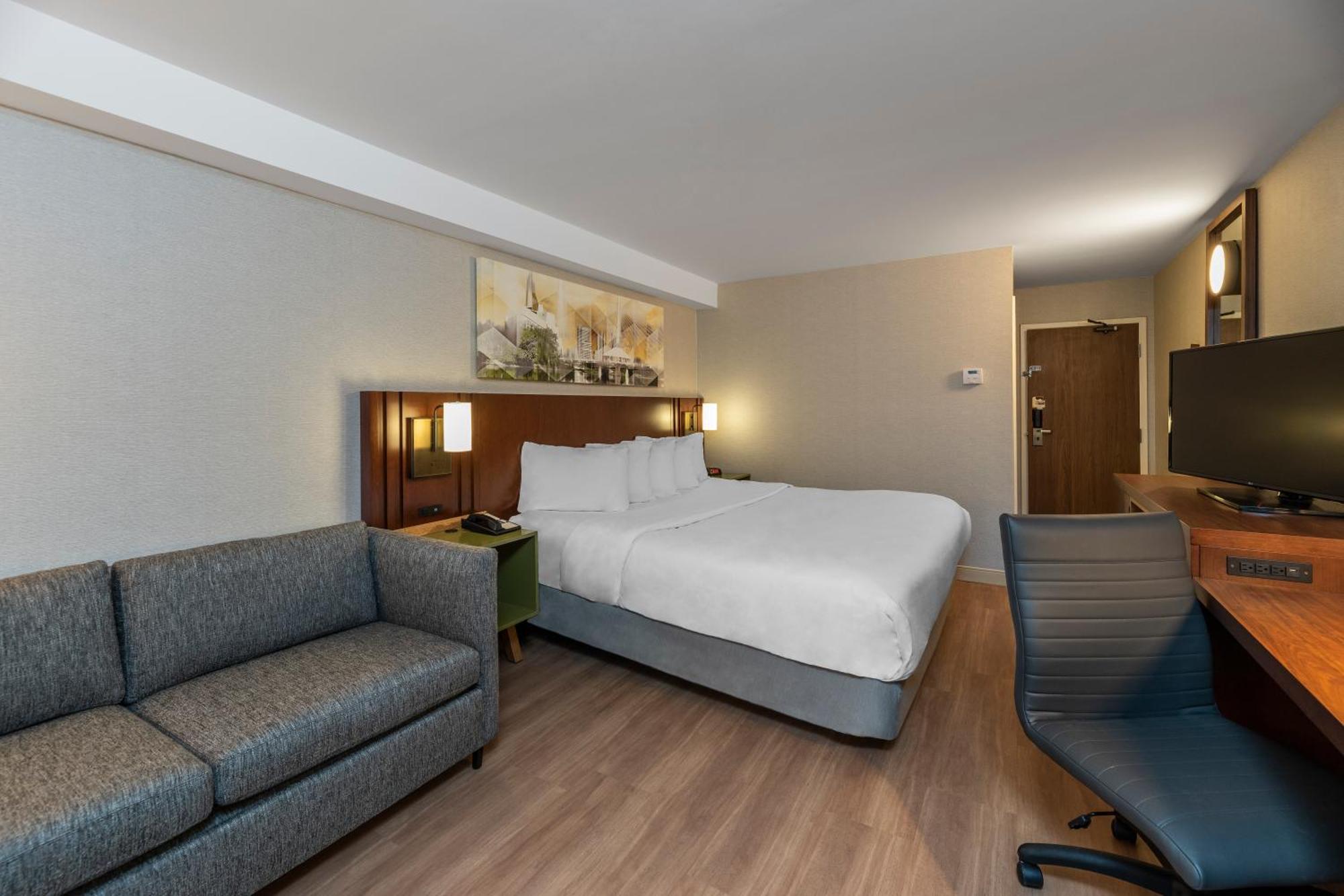 Comfort Inn Sudbury Exterior photo