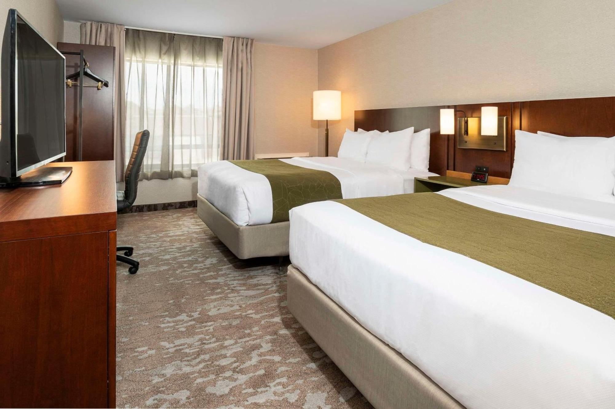 Comfort Inn Sudbury Exterior photo